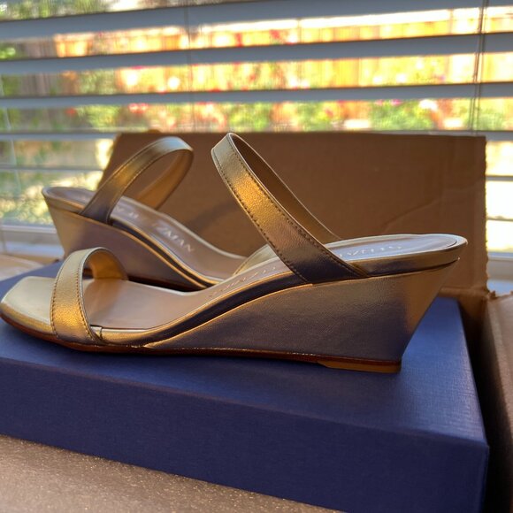 new Stuart Weitzman ALEENA 50 WEDGE, liquid metallic, Size 6.5 - Picture 2 of 8